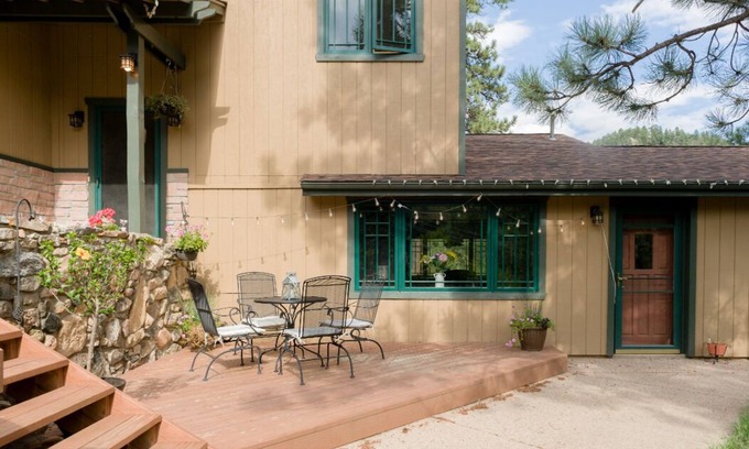 Morrison House | Gorgeous Mountain Retreat near Red Rocks!