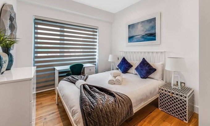 Henley Apartment | Gorgeous Two-Bed in Lovely Henley *BRAND-NEW*