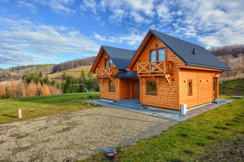 Baligrod Cabin | Gospodarstwo Agroturystyczne Bieszczadzki Bliźniak