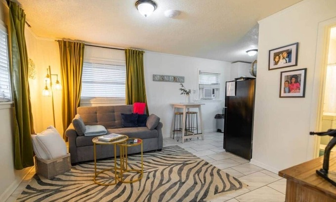 Whitehaven House | Graceland Escape · Comfortable Studio + Free Parking