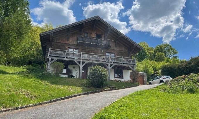 Vasperviller Ski Chalet | Grand Chalet Canadien en Rondin, Vosges du Nord, Pour 14 Couchage sur 220 M2