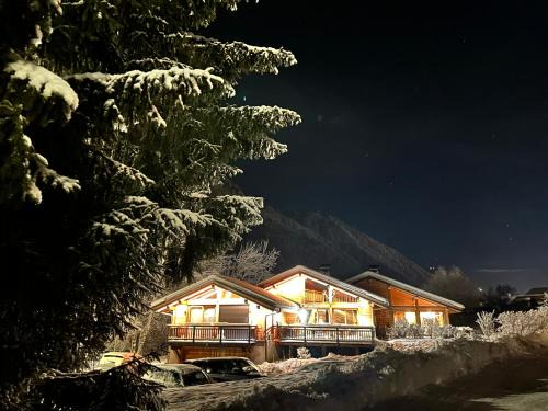 Les Bossons Ski Chalet | Grand chalet Le Trappeur - Chamonix