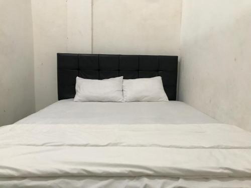 Lamongan Hotel | Grand Hagawa Syariah near Alun Alun Lamongan RedPartner