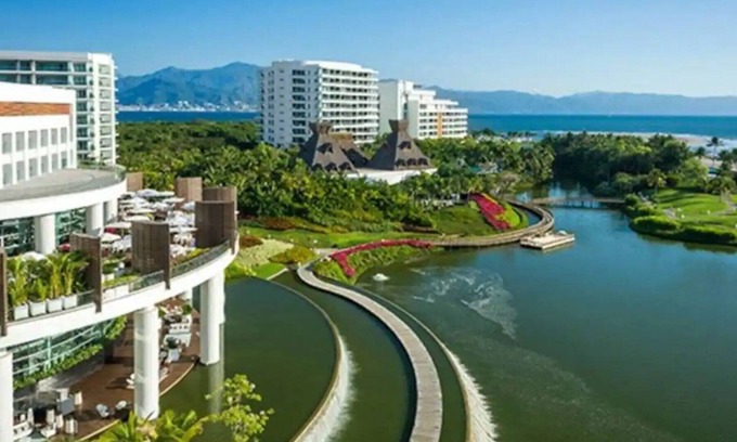 Nuevo Vallarta Condo | Grand Luxxe Resort in fabulous Nuevo Vallarta, Mexico