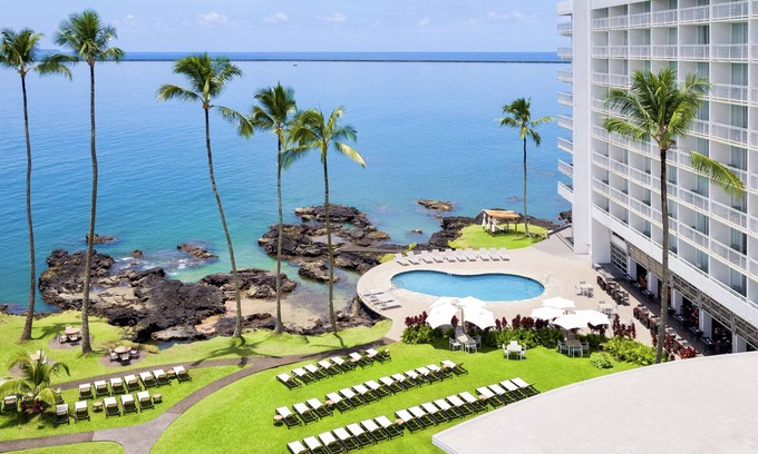 Hilo Resort | Grand Naniloa Hotel Hilo - a Doubletree by Hilton