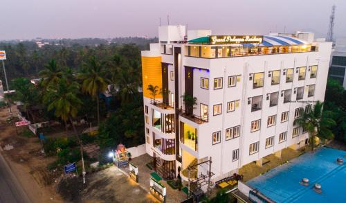 Sriperumbudur Hotel | Grand Padappai Residency - GPR