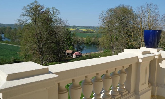 Serbonnes Bed & Breakfast | Grand-Varennes