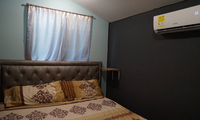 Tolu House | Grande Tiny House con Bañera, Agua Caliente, Lavadora/Secadora, y Cama King.