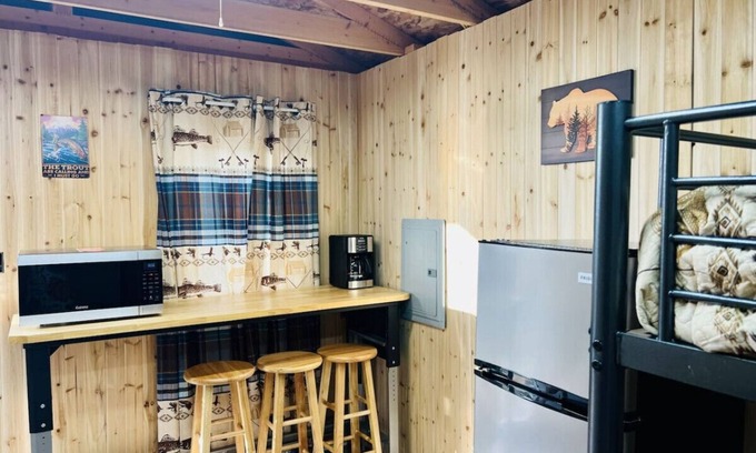 Sterling Cabin | Grayling Bunkhouse at Red-Bow