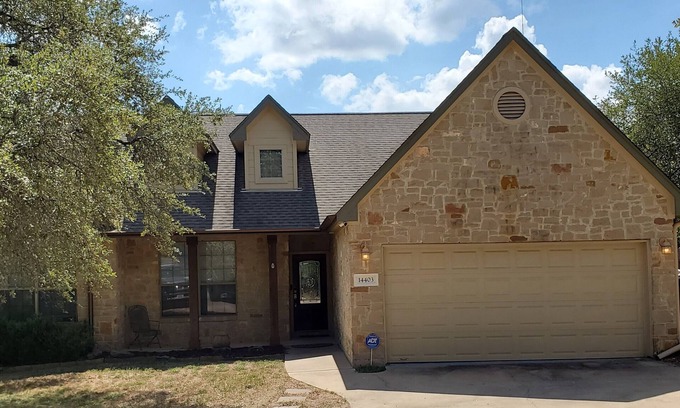Apache Shores House | Great house just a few minutes from the lakes - Extended stay discounts -