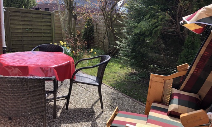 Neuharlingersiel Apartment | Great vacation home with garden in Neuharlingersiel-80 sqm living space!