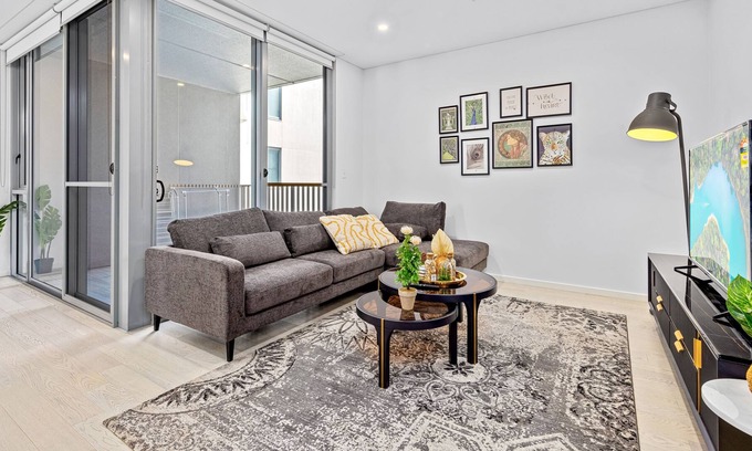 Zetland Apartment | Green Square Sky Suite Spacious 3 Beds Apt Free Parking