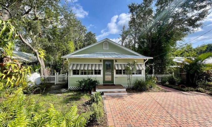 Stuart House | Green Turtle A - Stuart - House