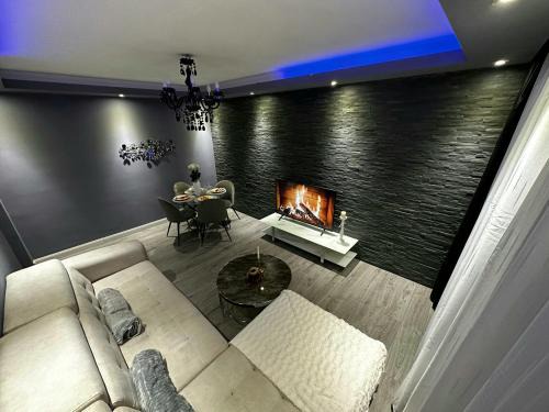 Center Apartment | Grey Apartment