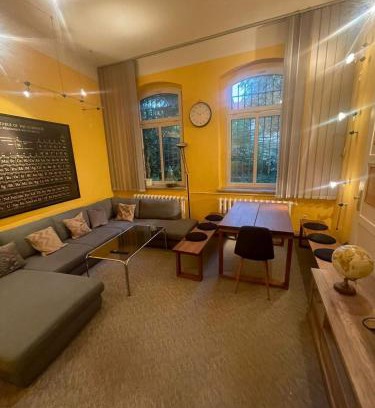 Merseburg Apartment | Große Ferienwohnung für bis zu 8 Personen