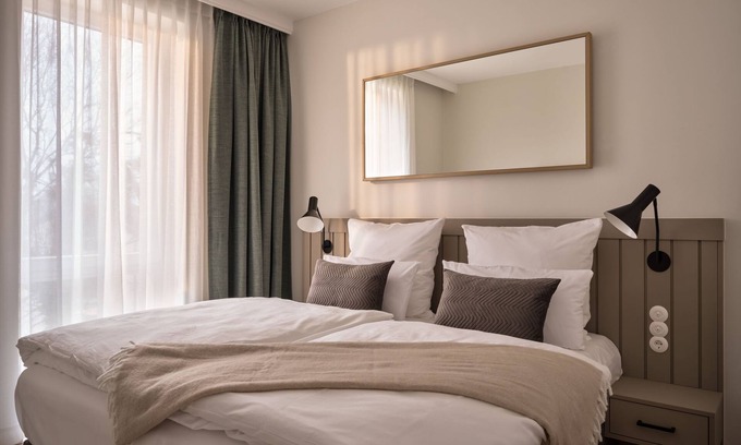 Seebad Ahlbeck Apartment | Großes 2 Raum Apartment mit Seitlichem Meerblick - the Breeze