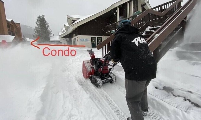 Killington Condo | Ground floor entry with ski in/out access to Pico & FREE shuttle to Killington
