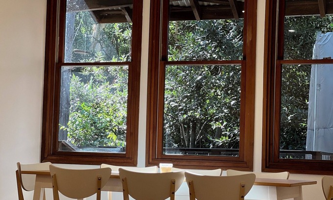 Mount Pleasant Cabin | Guest Cabin in Forest Close to Beach & City Centre