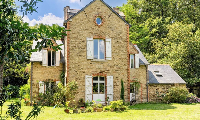 Nivillac Bed & Breakfast | Guest House 'Chambre D'hôtes Kerdary' with Shared Garden, Wi-Fi and Air Conditioning