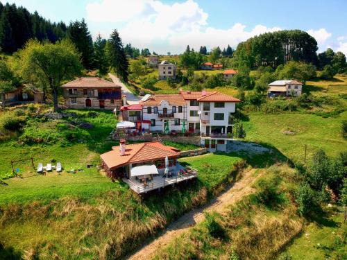 Gela House | Guest House Panorama