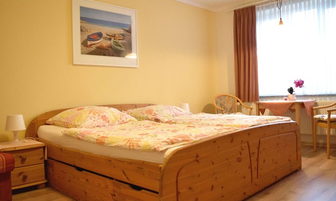 Puttgarden Apartment | Guest room with kitchen and bathroom for 2-4 people near the beach.