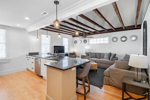 Cannonborough Elliotborough House | Guesthouse Charleston SOUTH 105 A and B