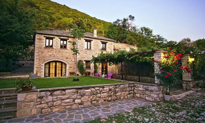 Asprangeloi House | guesthouse Lucas