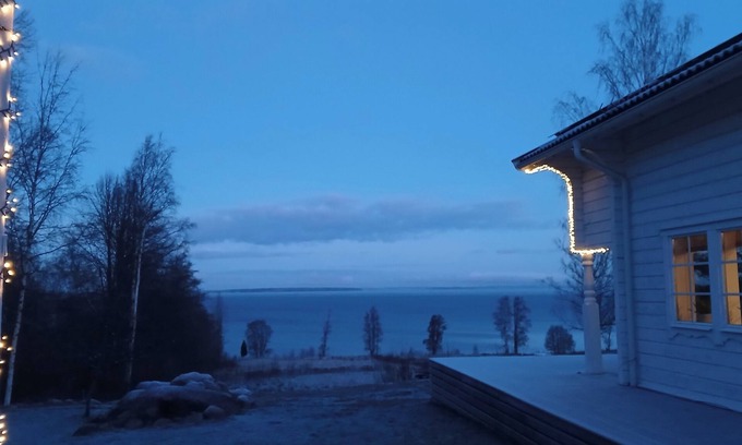 Vallsjobol Cabin | Guesthouse with loft at lake Skagern, Spa & Yoga