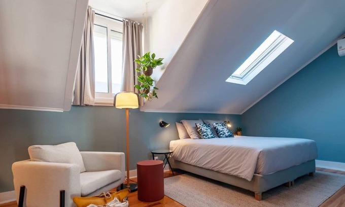 Santa Engracia Apartment | GuestReady - Stunning Vista of Tagus River