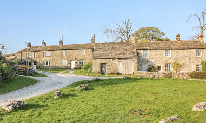 Lofthouse Cottage | GUINEA CROFT COTTAGE, character holiday cottage in Grassington