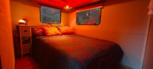 Grezet-Cavagnan Other | Guitard Caravan Club - Caravane romantique et insolite