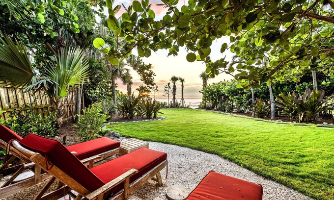 Siesta Key House | Gulf-Front Charm, Guest House Suite + Direct Beach Access on Siesta Key, Pet Friendly