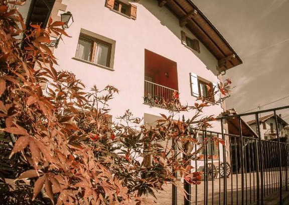 Sumbilla House | GURE-LUR casa rural