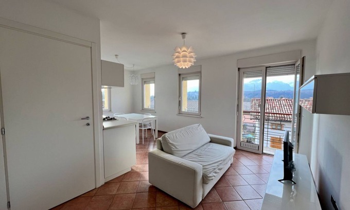 Visome Apartment | Gusela - Two-room smart apartment with balcony and mountain view