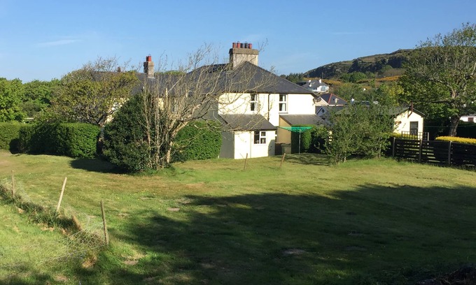 Morfa Bychan Cottage | GWELFOR, family friendly, country holiday cottage in Morfa Bychan