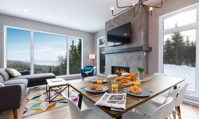 Saint-Joseph-de-la-Rive Ski Chalet | Hôtel à la maison - Le Refuge Nordique, vue et spa