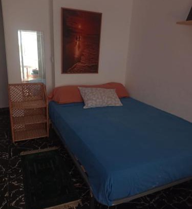 Gandia House | Habítacion privada amplia