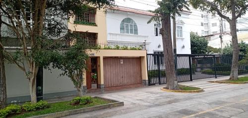 San Isidro Other | Habitación A1 Trabajar Kitchenette y baño privado