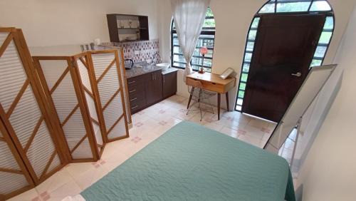 Macas House | Habitación en la zona centro de Macas con parqueadero privado - La Copa de Oro