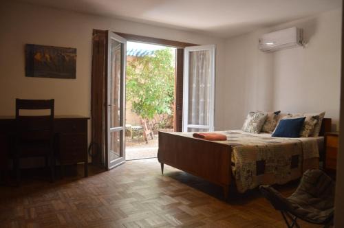 Salto House | Habitación Privada "Sur"con baño privado