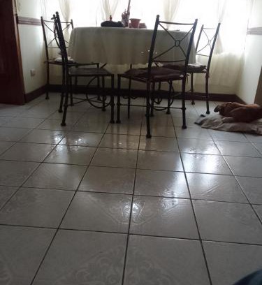 Roble House | Habitacion cerca del aeropuerto