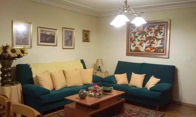 Pontevedra Old Town House | Habitacion Privada en Piso Familiar