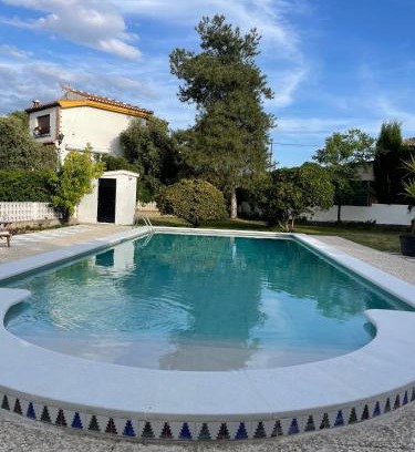 Alhendin House | habitaciones con piscina privada en casa de campo, Granada