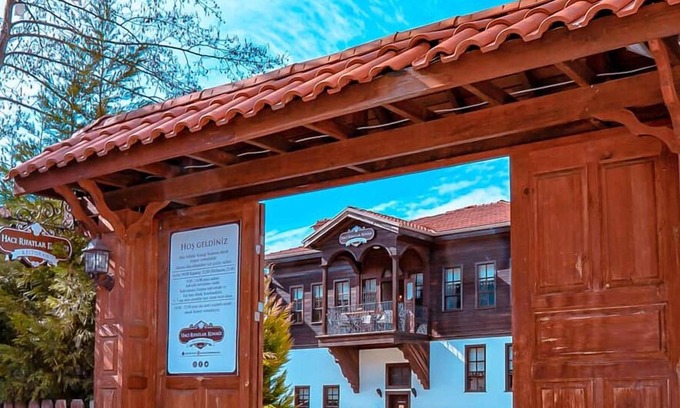 Taraklı Hotel | Haci Rifatlar Konagi