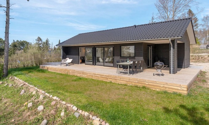 Millinge House | "Haley" - 150m from the sea by Interhome