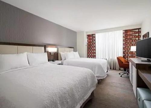 Glendale Hotel | Hampton Inn Glendale Milwaukee, Wi