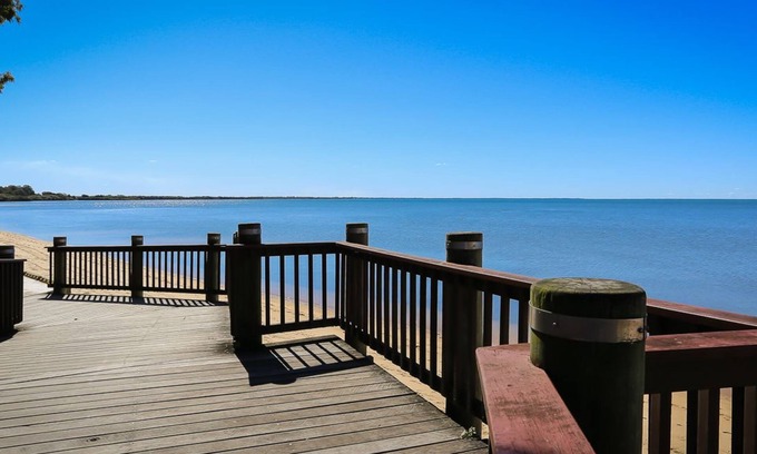 Deception Bay House | Hamptons at The Bay