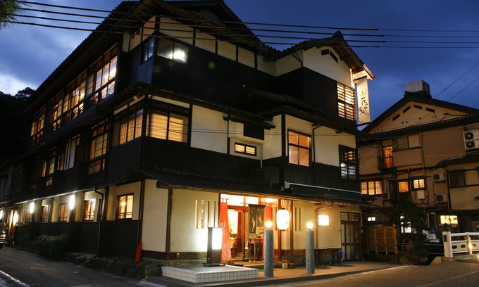 Kinosaki Onsen House | Hanamandara