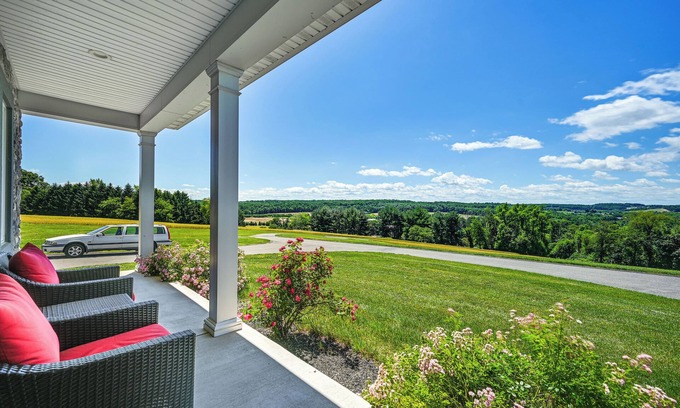 Porters Sideling Apartment | Hanover Retreat w/Pool, Near Codorus State Park!