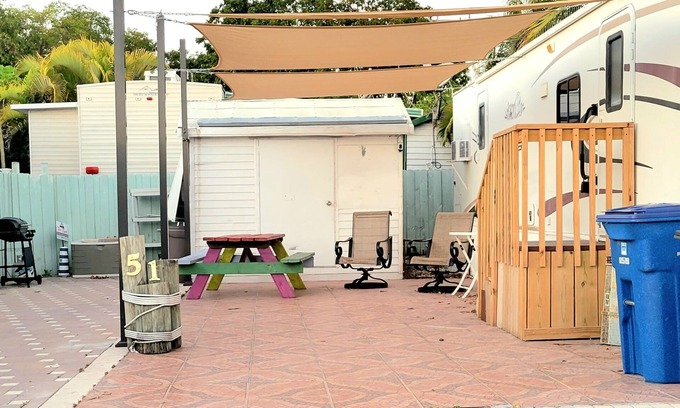 Key Largo RV Rental | Happy Camper's Tropical Oasis